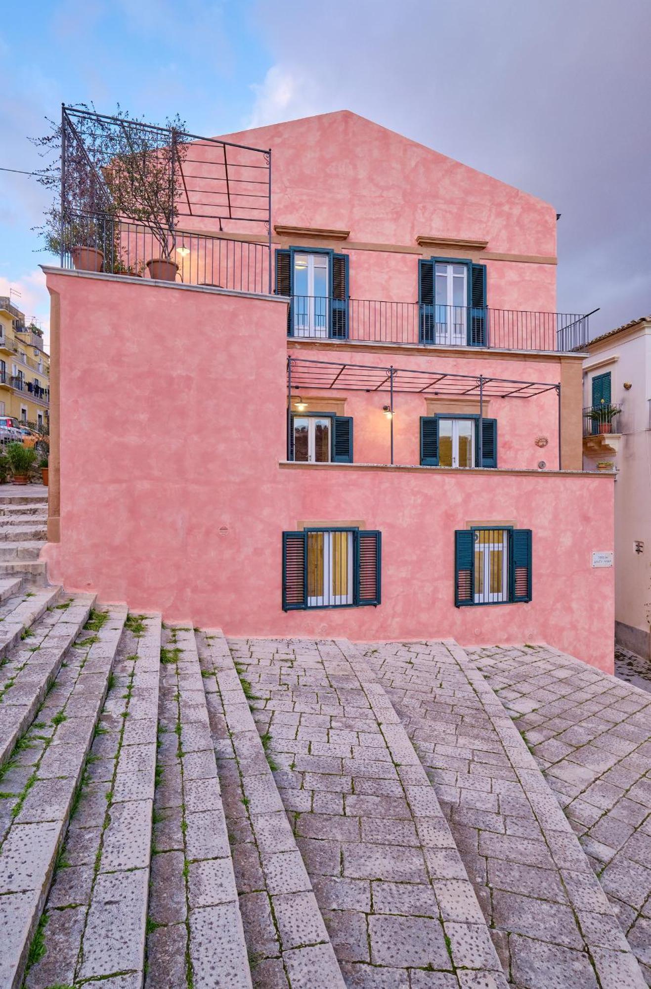 Casa Rosa Apartment Ragusa Exterior photo